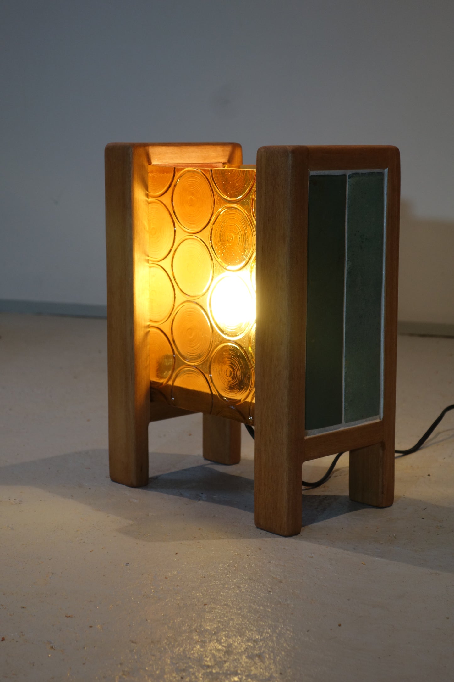 Olivine Lamp
