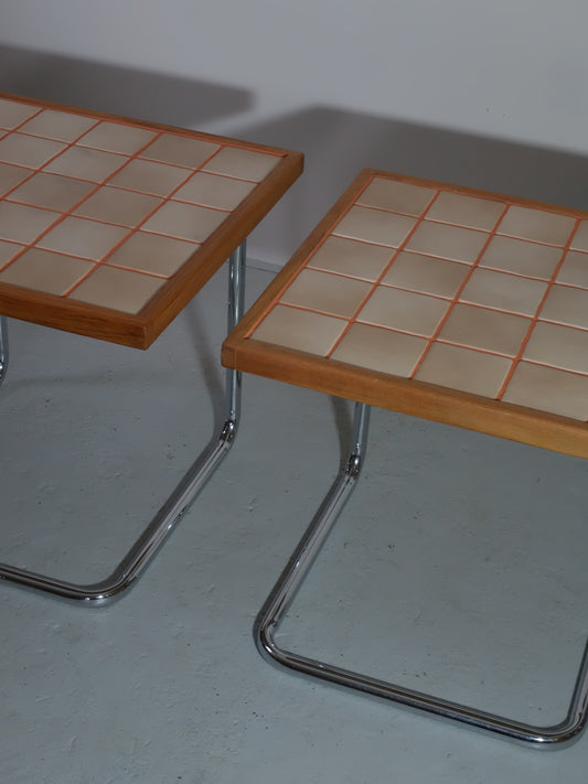 CREAM SIDE TABLE