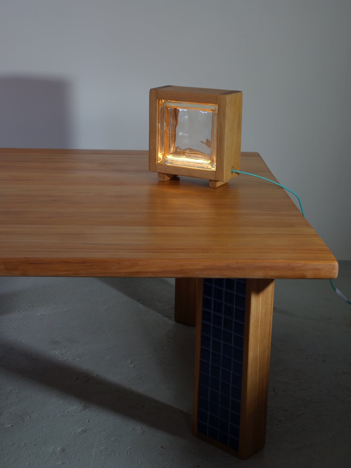 GLASS BRICK LIGHT