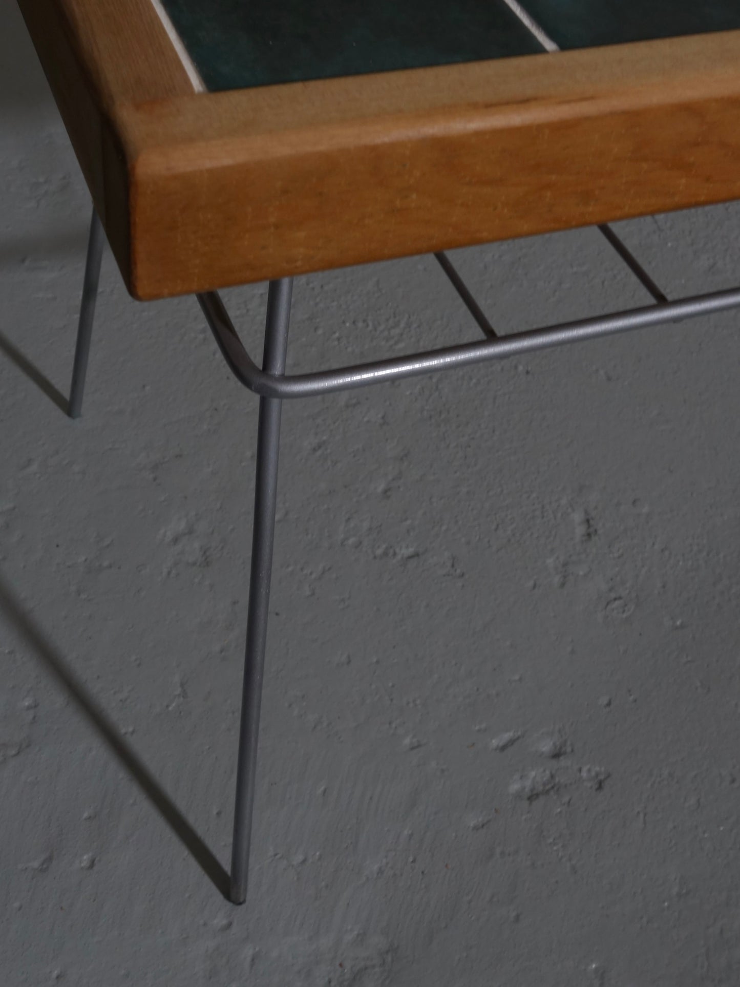GREEN TABLE